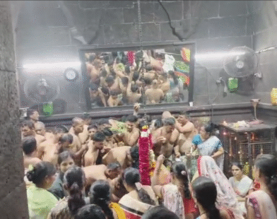 Ghrishneshwar Jyotirling crowd