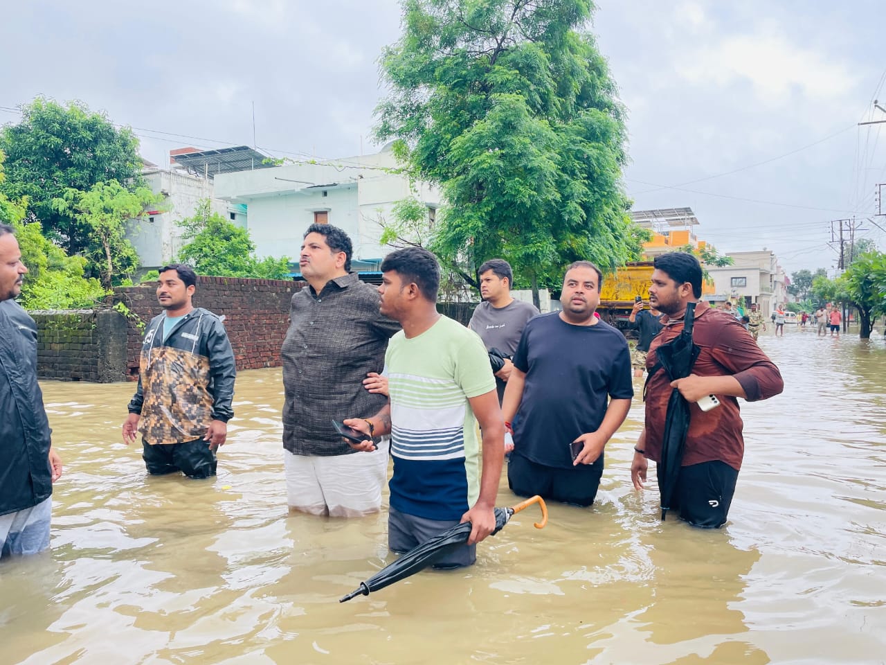 Gondia flood heavy rain news