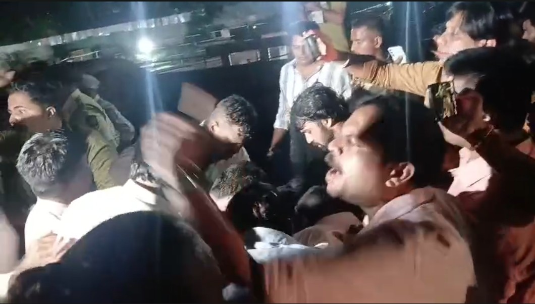 Jitendra Awhad protest