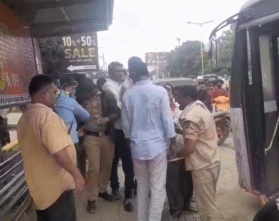 Smart bus driver assault Aurangabad