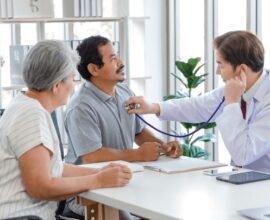 Homeopathy doctors protest Mumbai