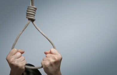 wardha-girl-suicide-due-to-education-fee-issue