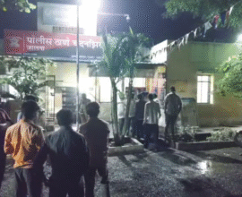 Jalna truck rickshaw accident