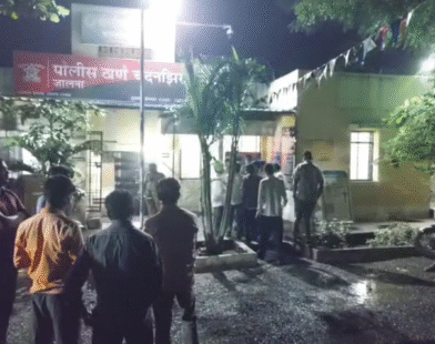 Jalna truck rickshaw accident