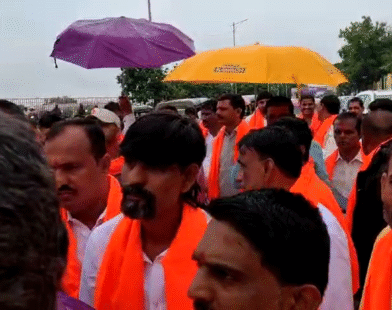 Jarange Patil strong statement