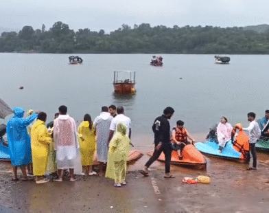 Mini Kashmir Tapola tourism