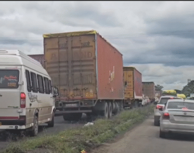 Shani Shinganapur traffic jam
