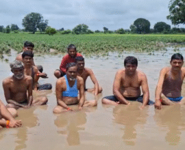 Washim farmers protest drought demand