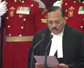 Justice Suryakant taking oath as the 53rd Chief Justice of India, administered by President Droupadi Murmu