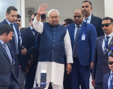 Nitish Kumar taking oath for the tenth time in Bihar with PM Modi and Amit Shah present