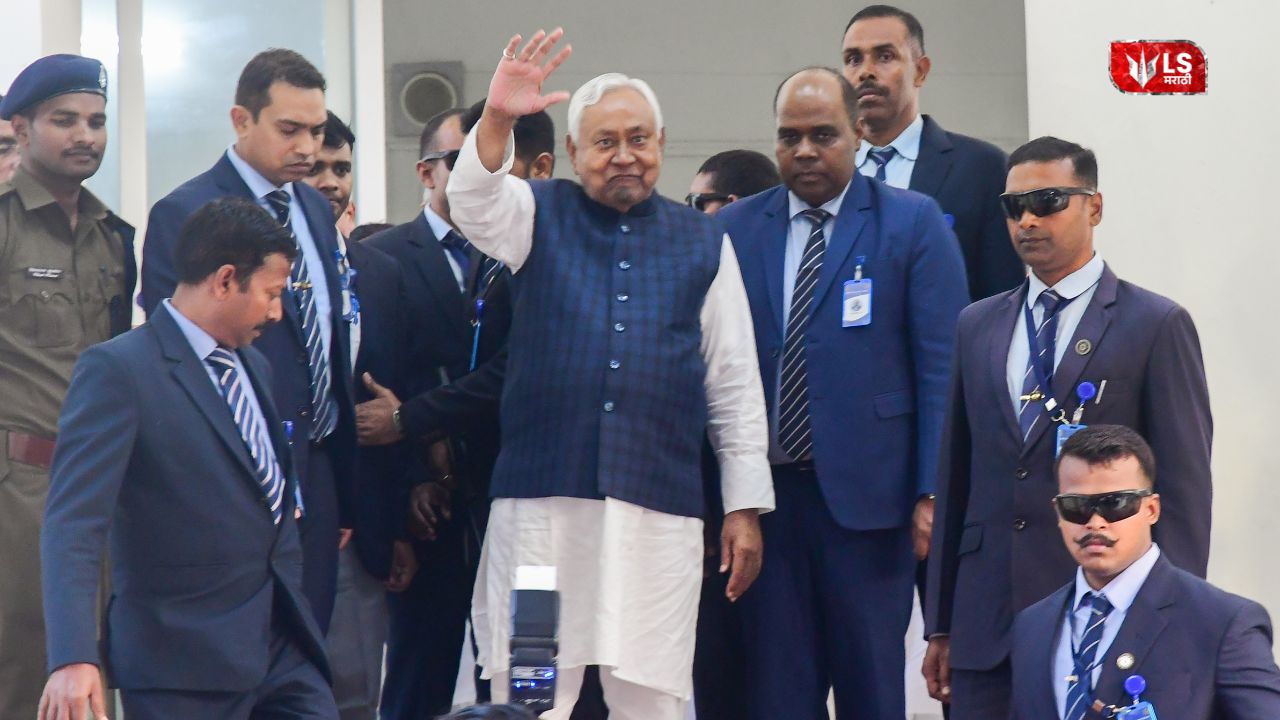 Nitish Kumar taking oath for the tenth time in Bihar with PM Modi and Amit Shah present