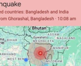 People evacuating homes in Kolkata after earthquake tremors