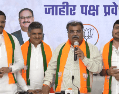 Rahul Kalate joins BJP