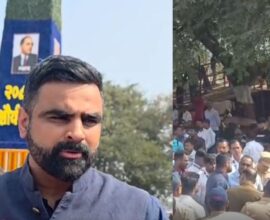 District Collector Jitendra Dudi briefing about Vijay Stambh tribute ceremony preparations