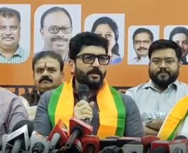 BJP leader Murlidhar Mohol criticising Ajit Pawar during a political statement