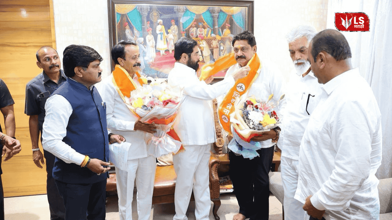 Two former mayors join Shinde Sena