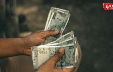 ACB officials trap headmistress demanding bribe of Rs 5,000