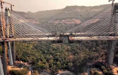 Mumbai Pune Expressway