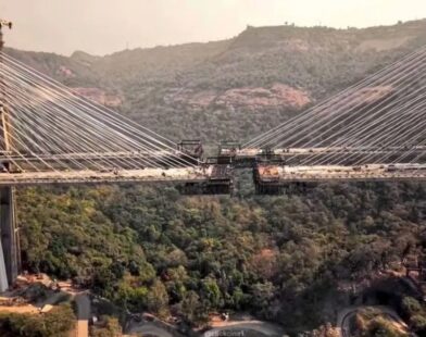 Mumbai Pune Expressway