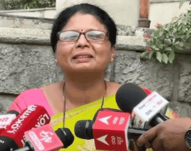 Uddhav Thackeray Shivnika Trust controversy