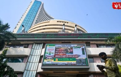 आठवड्याच्या शेवटच्या सत्रात बाजारात जोरदार तेजी; सेन्सेक्स 919 अंकांनी वधारुन बंद, निफ्टीतही मोठी वाढ