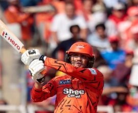 8 सिक्सर, 5 चौकार... मुल्लानपूरमध्ये अभिषेकचं वादळ; जयसूर्या-बटलरची बरोबरी