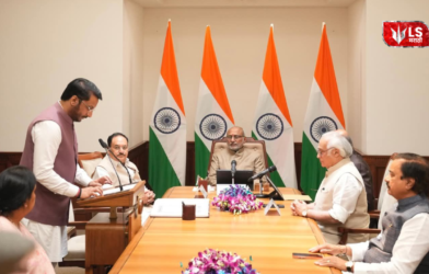 Parth Pawar oath MP pink jacket