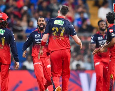 फलंदाजांच्या वादळी खेळीच्या बळावर RCB चा विजय; मुंबईचा सलग तिसरा पराभव