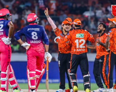 यंदाच्या हंगामात राजस्थानचा पहिला पराभव; दोन नवख्या गोलंदाजांच्या कामगिरीच्या बळावर हैदराबाद विजयी