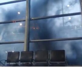 मोठी बातमी! मुंबईच्या छत्रपती शिवाजी महाराज आंतरराष्ट्रीय विमानतळाच्या टर्मिनल 1 मध्ये आग; सुदैवानं कोणतीही जीवितहानी नाही