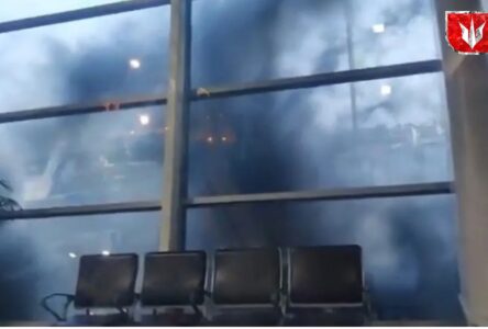 मोठी बातमी! मुंबईच्या छत्रपती शिवाजी महाराज आंतरराष्ट्रीय विमानतळाच्या टर्मिनल 1 मध्ये आग; सुदैवानं कोणतीही जीवितहानी नाही