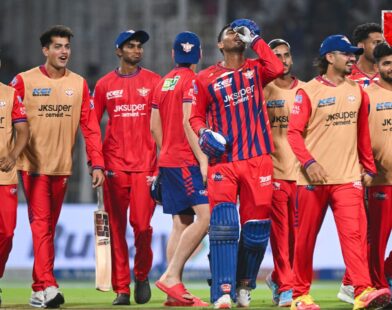 शेवटच्या चेंडूपर्यंत रंगलेल्या सामन्यात लखनऊनं मारली बाजी; 21 वर्षीय खेळाडू ठरला विजयाचा नायक