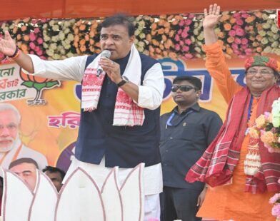 आसाममध्ये भाजपा ऐतिहासिक हॅटट्रिकच्या उंबरठ्यावर; काँग्रेसची अवस्था मागच्या निवडणुकीपेक्षाही बिकट