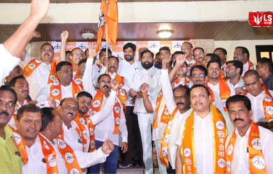 Congress Leader Join Shinde Group