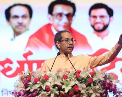 ठाकरेंना ट्रिपल शॉक आमदार, खासदार Uddhav Thackeray