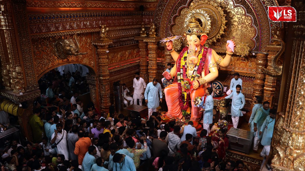Lalbaugcha Raja VIP Darshan